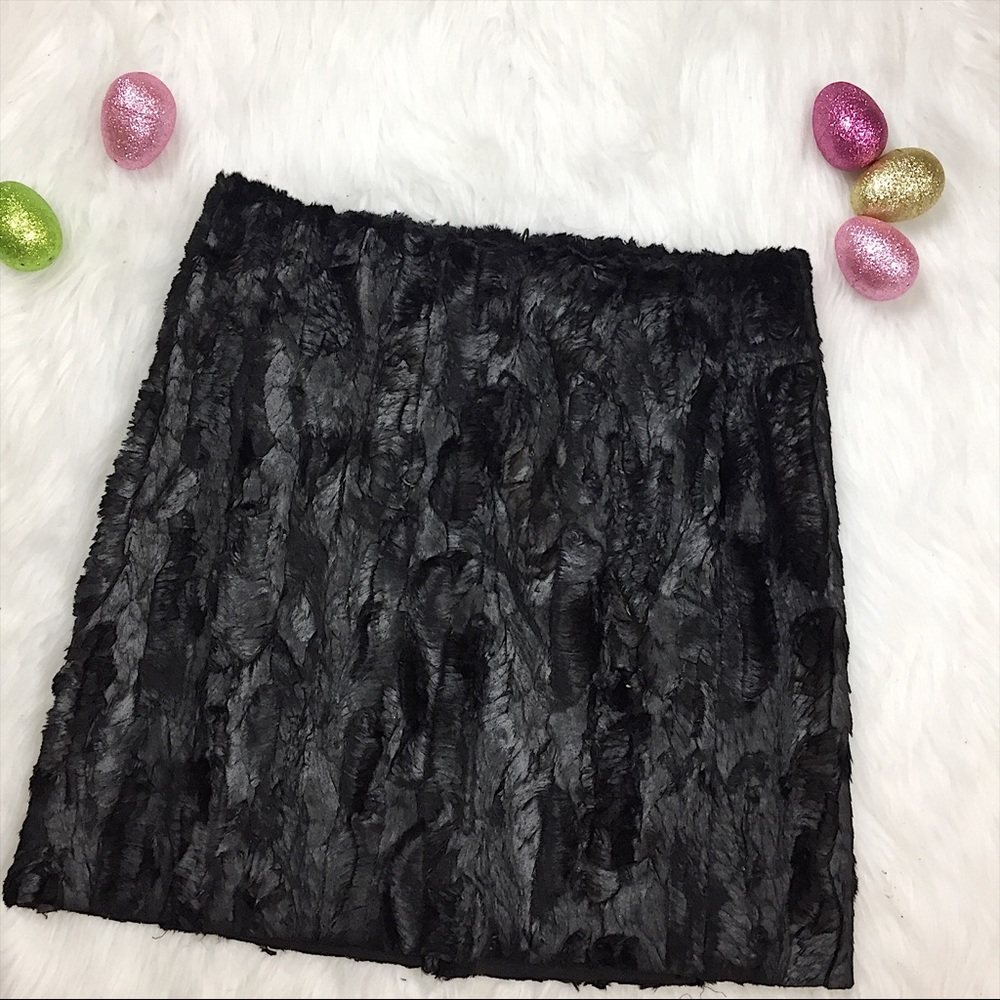 NEW Black Faux Fur Skirt Joe Fresh Size 2 Party